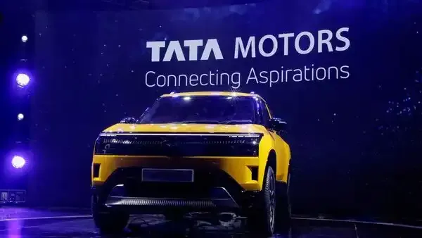 Tata Motors Demerger LIVE: Share Price Jumps 2% Ahead of Record Date