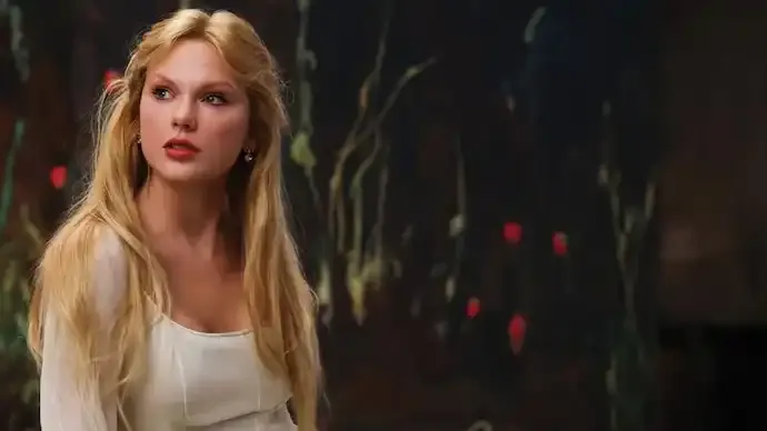 Taylor Swift Orange Door Hunt Sparks Global Fan Quest for ‘The Life of a Showgirl’