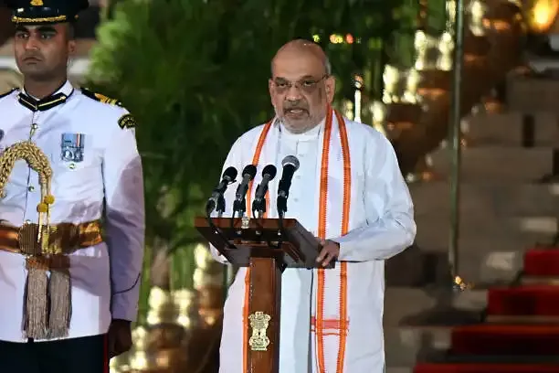 Amit Shah Switches to Zoho Mail: Sridhar Vembu Expresses Gratitude to Engineers for Milestone Moment