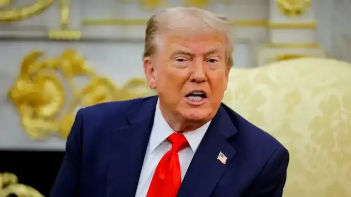 Trump Threatens India with Tariffs Over Russian Oil Imports