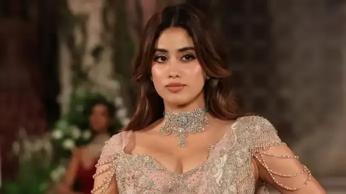 Janhvi Kapoor Addresses Surgery Rumours, Reflects on Sridevi’s Lessons on Beauty