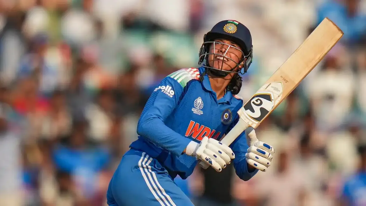 Sophie Devine Praises Smriti Mandhana Ahead of Retirement from Women's World Cup