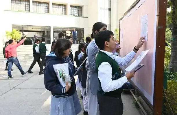 NCERT Free Class 12 Physics Courses on SWAYAM 2025: From Optics to Electrostatics