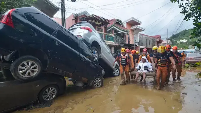 Typhoon Kalmaegi Devastates Philippines: 114 Dead, Cebu Worst Hit as Emergency Declared