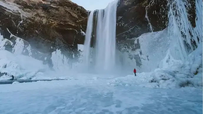 Iceland: The Breathtaking Land of Fire and Ice