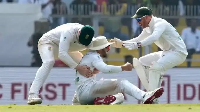 Aiden Markram’s Flying One-Handed Catch Stuns India in Guwahati Test