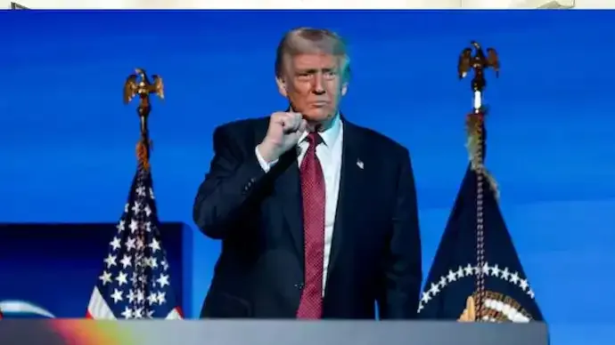 Trump Slams Chicago Leadership After Train Attack; Says Crime ‘Out of Control’