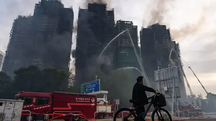 Hong Kong Fire Tragedy: 55 Dead, Hundreds Missing as Wang Fuk Court Blaze Sparks Safety Outrage
