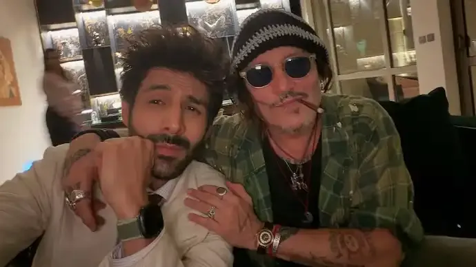Kartik Aaryan’s Viral Selfie With Johnny Depp at Red Sea Film Festival Stuns Fans