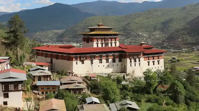 Pakistan’s Bhutan National Day Greeting Highlights India-Funded Dzong