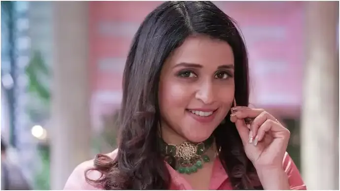 Mannara Chopra Calls Malti a ‘Proper LA Baby’, Talks About Bond With Priyanka Chopra