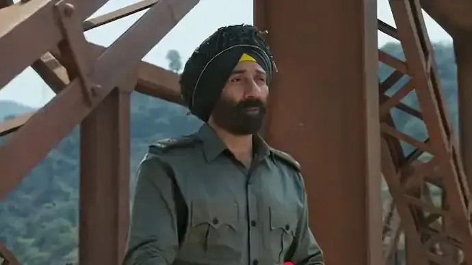 Border 2 Revives Ghar Kab Aaoge as Sunny Deol Rekindles Patriotic Nostalgia