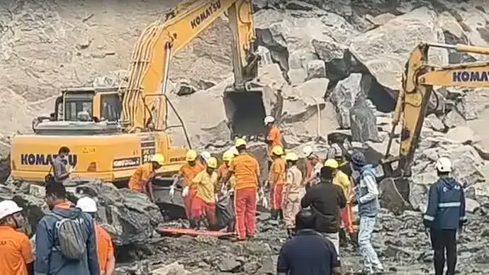 Odisha Quarry Blast: 2 Killed, Several Feared Trapped After Explosion at Illegal Stone Mine in Dhenkanal