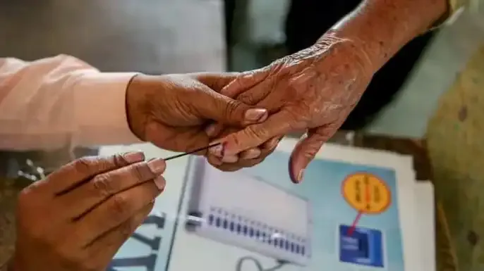 Maharashtra BMC Elections: High-Profile Voting, Low Turnout Concerns as Polling Continues