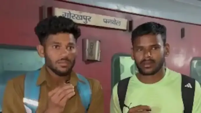 India’s Top Pole Vaulter Dev Meena Asked to Get Off Train Over Carrying Sports Gear, Video Goes Viral
