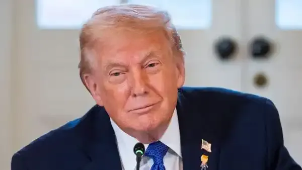 Trump Fuels Gold Rally as Global Uncertainty Pushes Investors to Bullion