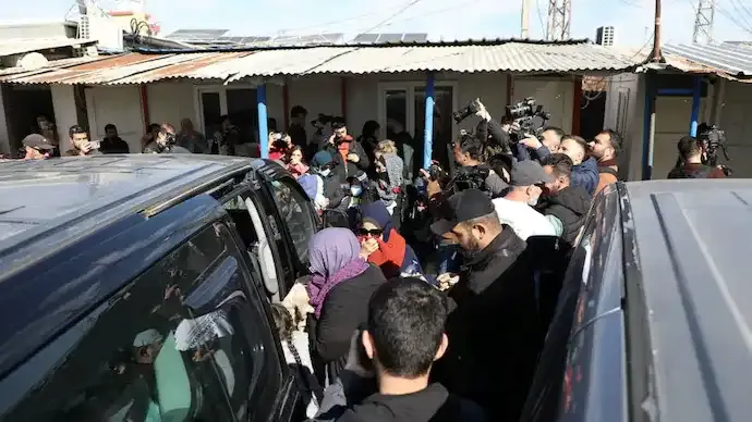 Australians Released from Syria Camp Return After Transfer Glitch