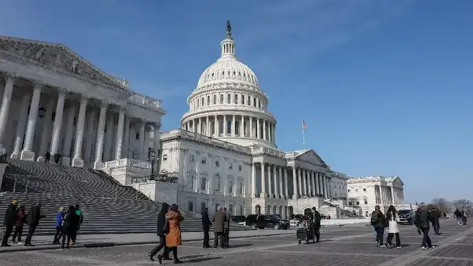 Armed Teen Arrested Near US Capitol Carrying Shotgun and Tactical Gear