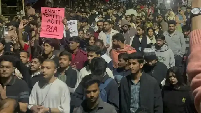 JNU Campus Clash: Left Groups, ABVP Trade Allegations After Violence