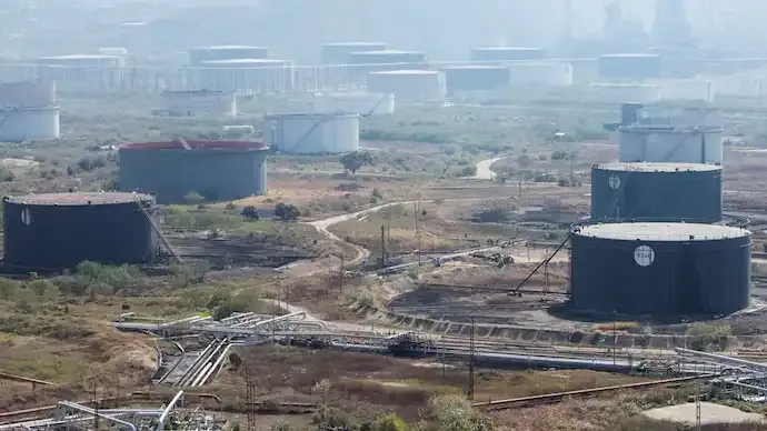 Venezuela Sends 2-Million-Barrel Oil Cargoes to India as Exports Surge