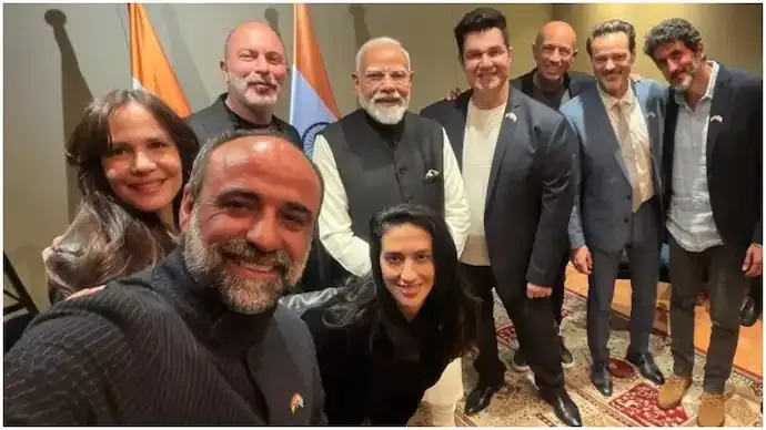 PM Modi Meets Fauda Cast in Israel, Shares Viral Selfie