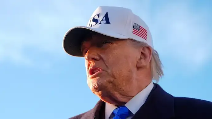 US Plans Multi-Nation Naval Coalition to Escort Ships Through Strait of Hormuz