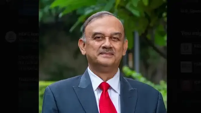 Atanu Chakraborty Resigns from HDFC Bank, Raises Concerns Over Values and Ethics