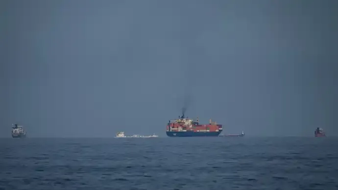 Strait of Hormuz Explained: How a Natural Chokepoint Controls Global Oil Supply