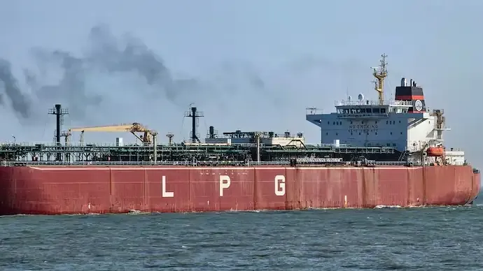 Hormuz LPG Tankers: India Vessels Resume Movement Amid Crisis