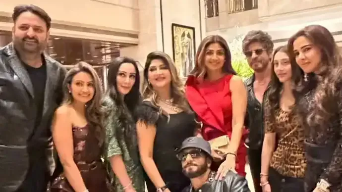 SRK and Ranveer Singh Viral Photo Ends Dhurandhar Silence Speculation