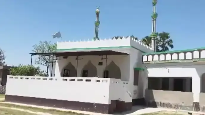 Bihar Madrasa Raid: Pistol Recovered, Three Detained in Motihari