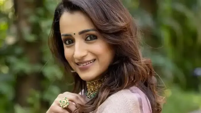 Trisha Vijay Rumours: Actress Shares Cryptic Posts on Love and Peace