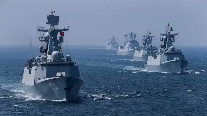 China Navy Hormuz Tensions Rise as US Blockade Threatens Oil Supply Routes