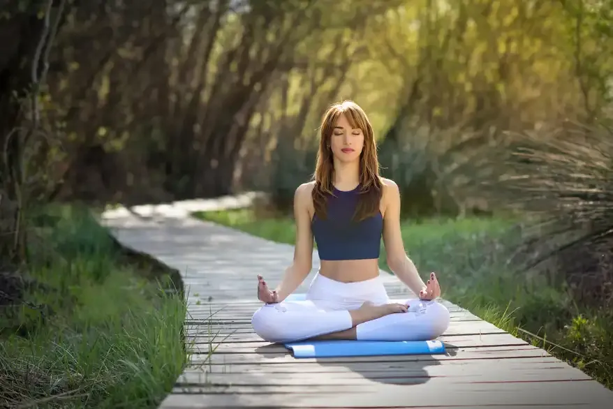 UN Chief Antonio Guterres Praises Ancient Indian Yoga for Promoting Healthy Ageing Worldwide