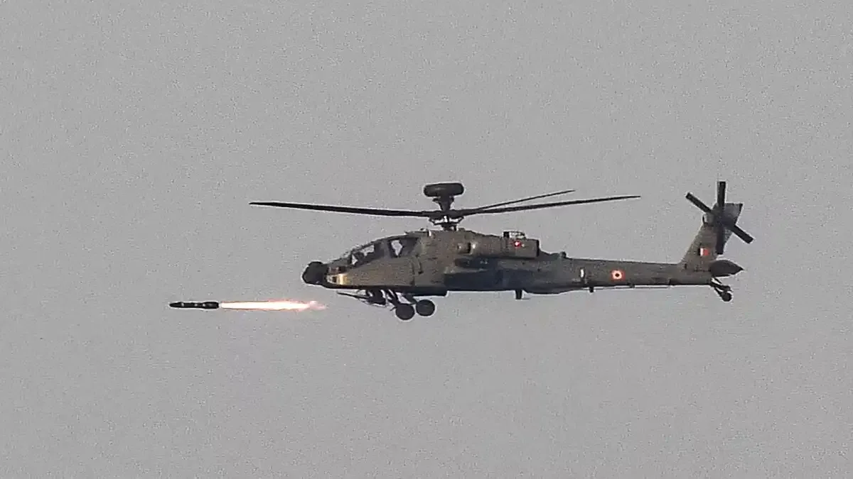 US Approves $482.2 Million Support Package for India's Apache Helicopters and M777 Howitzers