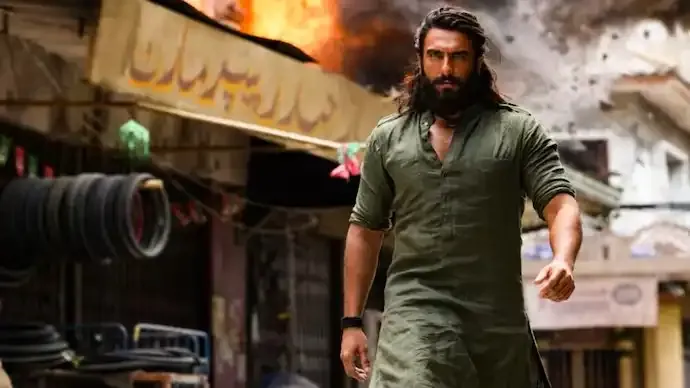 Ranveer Singh Earns Rs 325 Crore From Dhurandhar, Joins Shah Rukh Khan and Rajinikanth in Elite Club