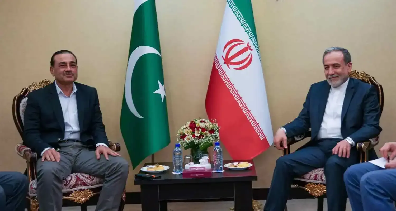 US Senators Criticise Pakistan and Qatar During Iran Peace Talks