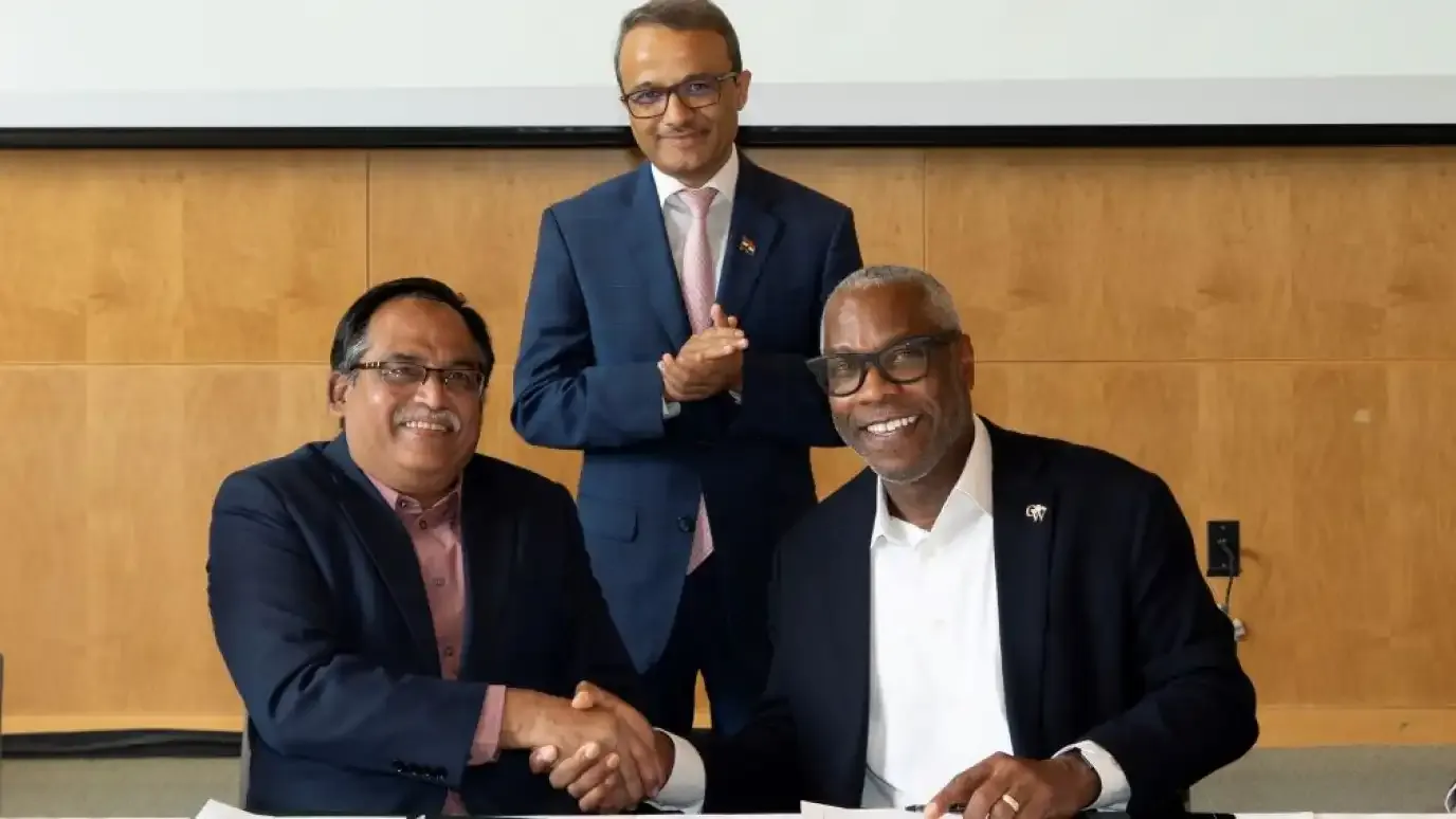 IIT Bombay Partners with SUNY Old Westbury for AI, Science and Engineering Programmes