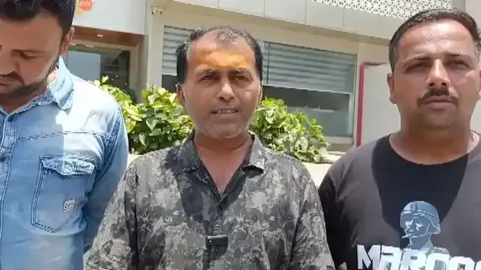 Jamnagar Man Alleges Non-Veg Pieces Found in Veg Pasta, Food Safety Probe Begins
