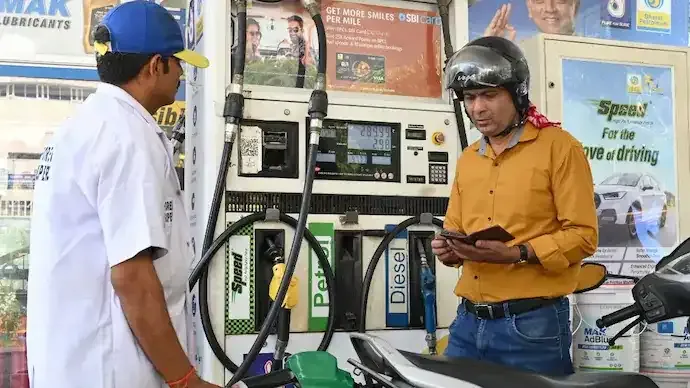 Why India's Energy Crisis Fears Are Easing as Fuel Prices Fall