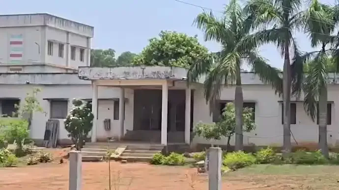 Maharashtra CAG Report Flags 6 'Ghost' Hostels That Received Rs 1.62 Crore Without Students
