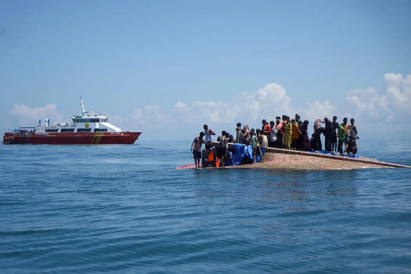 Over 500 Rohingya Feared Dead After Two Refugee Boats Capsize in Bay of Bengal