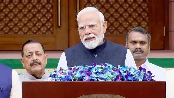 PM Modi Praises Skyroot Aerospace Launch, Takes Swipe at Rahul Gandhi Ahead of Parliament Session