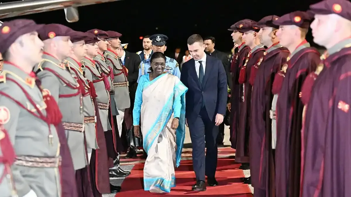 President Droupadi Murmu Begins Historic First-Ever State Visit to North Macedonia
