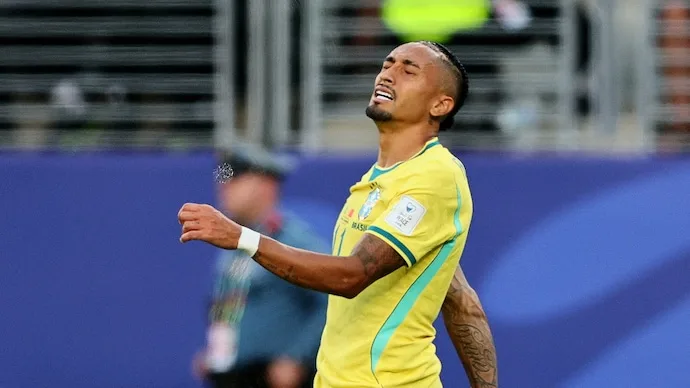 Raphinha during Brazil's international football match