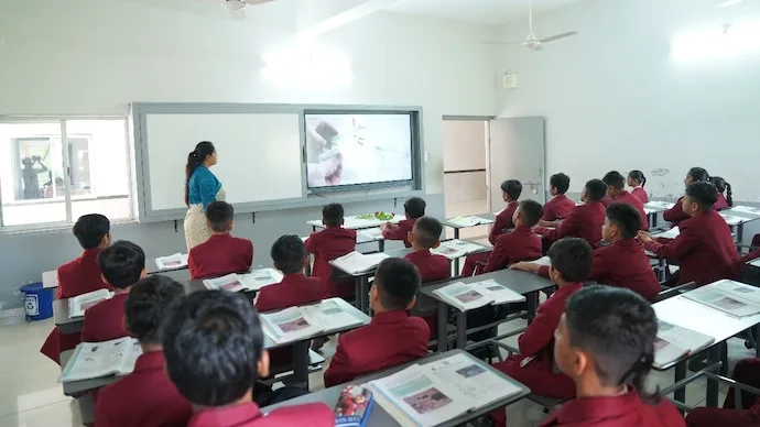 Bihar government school teachers required to follow a formal dress code at school premises