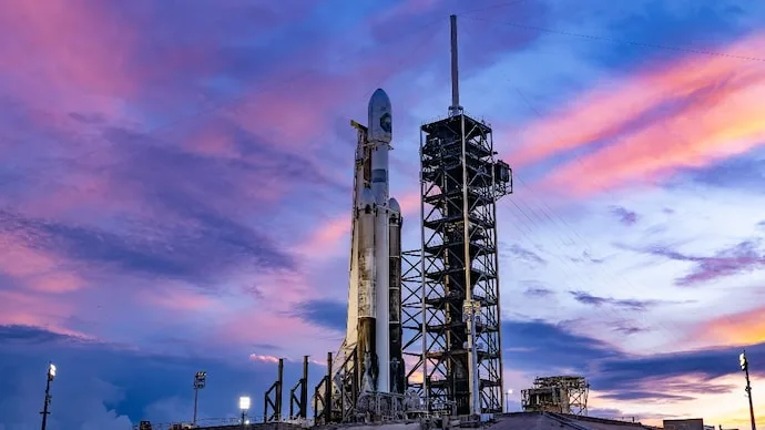 Falcon 9 carrying Indian space startup payloads during SpaceX Transporter-18 mission