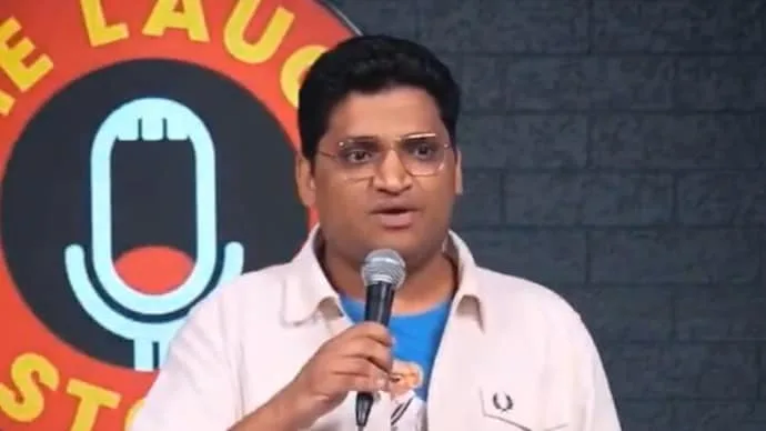 Comedian Gaurav Gupta faces online criticism over remarks about a woman’s caste identity and accent during a stand-up performance.