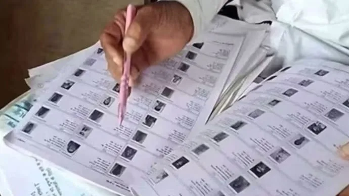 Representative image illustrating the Special Intensive Revision of electoral rolls and voter-list verification in India.