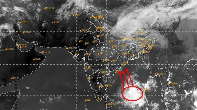 ISRO INSAT-3DS satellite image showing a developing cloud system over the southeast Bay of Bengal